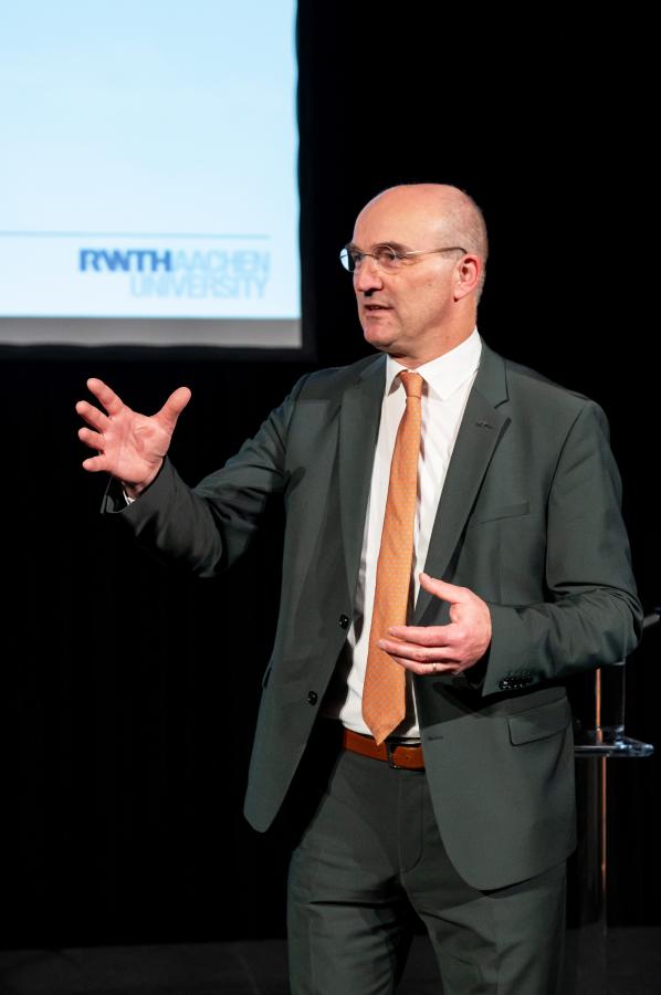 © Daniel Zakharov © Daniel Zakharov